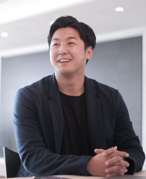 HR marketing事業部 小山　新